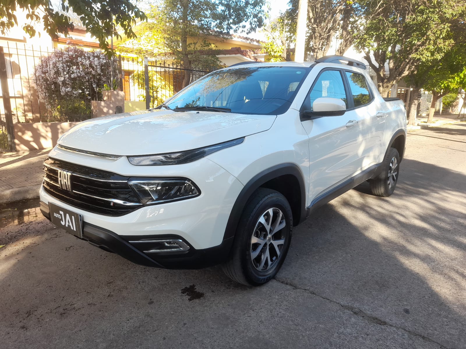 FIAT TORO FREEDOM 1.8T CD AT6 4X2