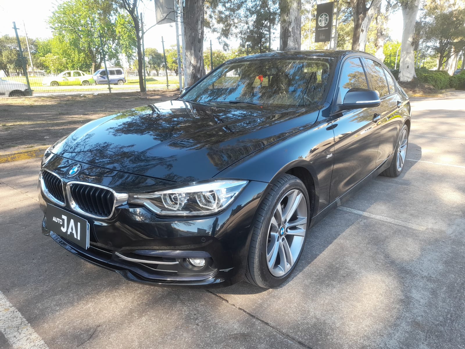 BMW 330I